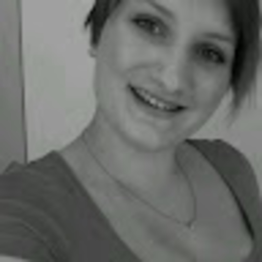 Meet your Posher, Jillian lee